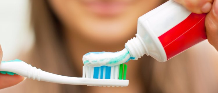نکات استفاده از خمیر دندان سفید کننده